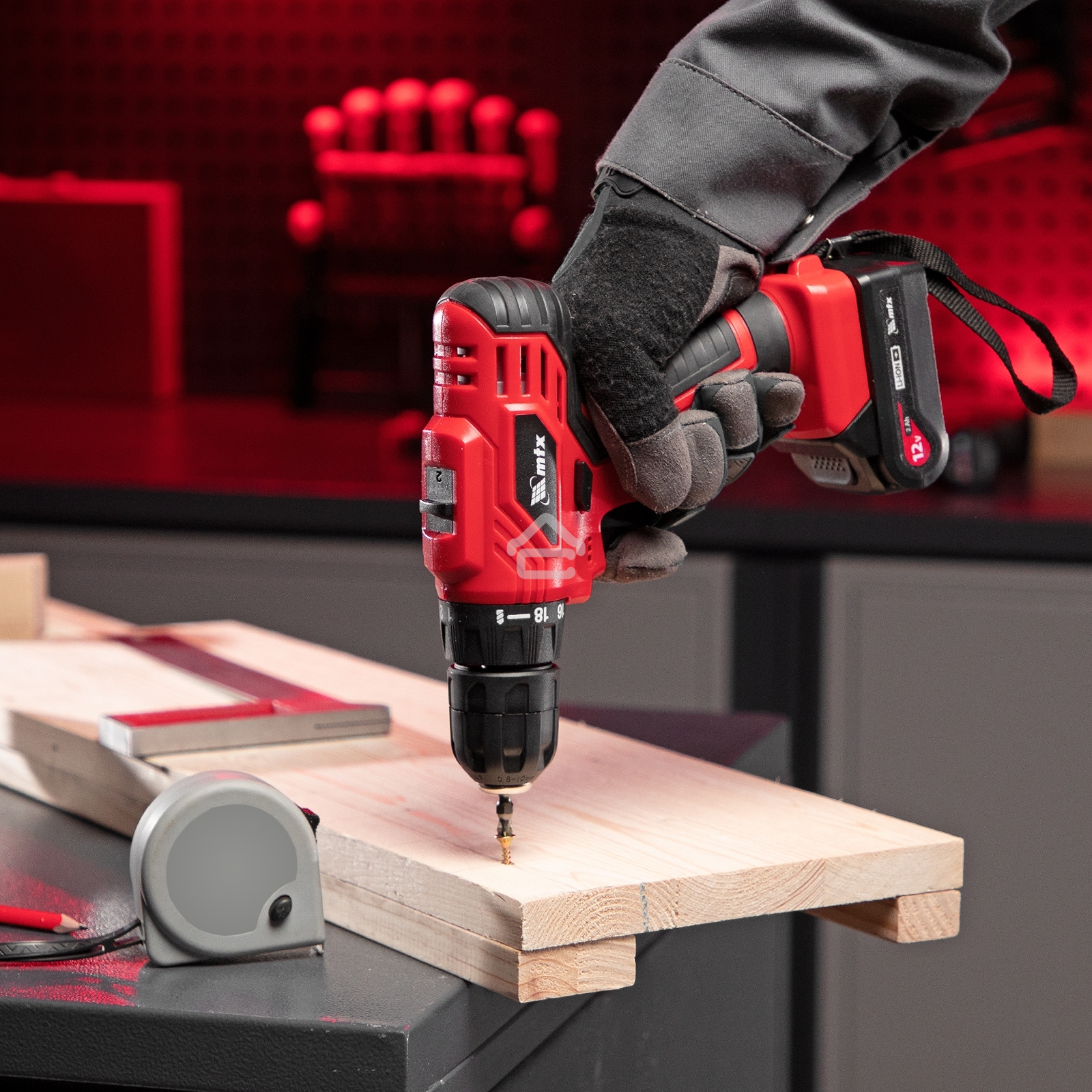 Дрель-шуруповерт аккумуляторная MTX MCDL-12-02, Аккумуляторная, 12В, 2 АКБ, Кейс