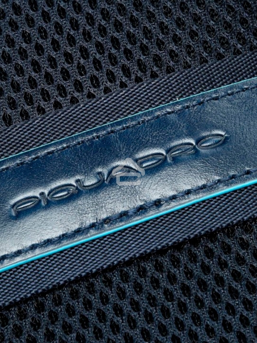 Рюкзак Piquadro Blue Square CA4762B2/BLU2 синий натур.кожа