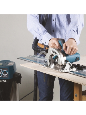 Пила Makita HS6601J Пила диск,{1050Вт,5200об\м,диск-ф165х20мм,рез-54.5мм,3.7кг,MAKPAC}