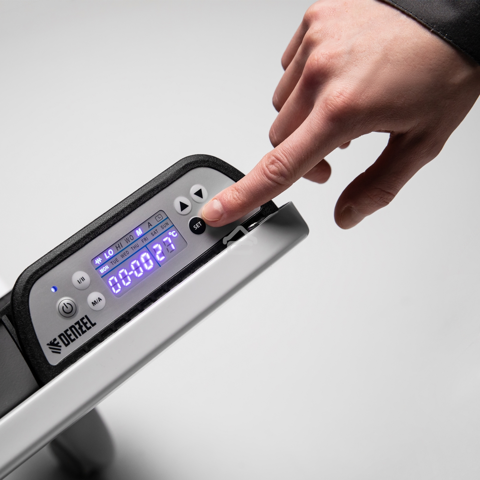 Конвектор гибридный Denzel HybridX-1500 белый, 1500 Вт, 25 м2, термостат, дисплей