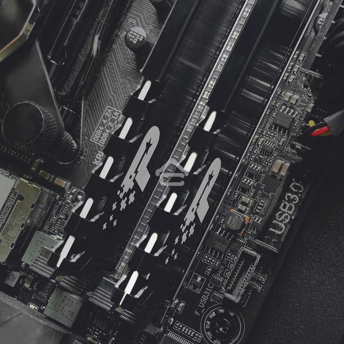 Оперативная память Patriot Signature Premium, DDR4, 4GB (1x4 GB), 2666 MHz, CL19, DIMM, радиатор, черный