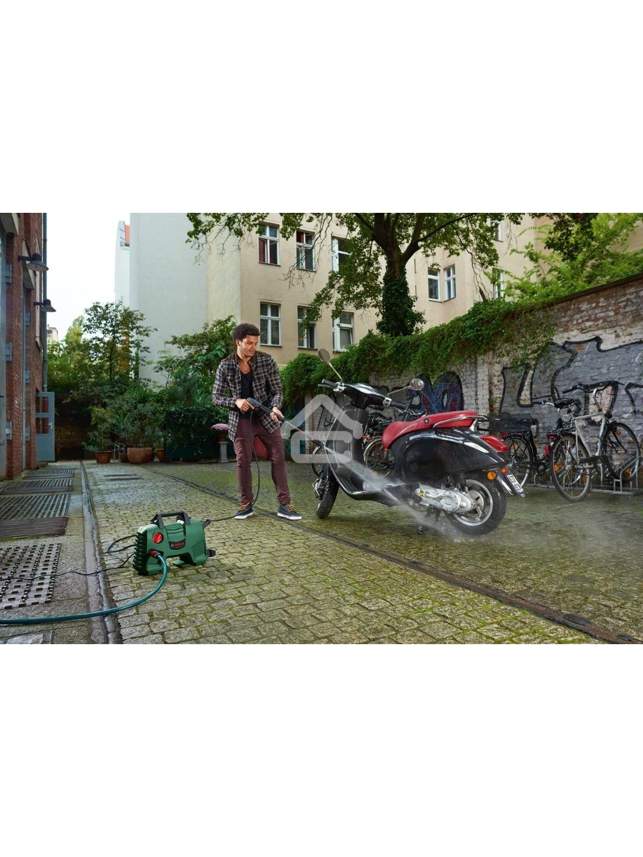 Минимойка Bosch EasyAquatak 110 1300Вт