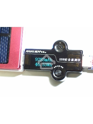 Juwel J7-d USB-тестер для внешних аккумуляторов 5V-7,4V   0-5,1A