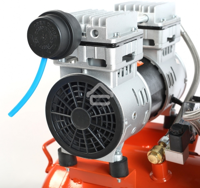 Компрессор поршневой Patriot WO 50-300 безмасляный 300л/мин 50л 2000Вт оранжевый