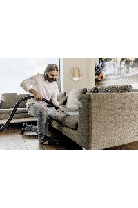 Хозяйственный пылесос Karcher WD 2 Plus V-12/6/18/C желтый, 1000 Вт, уборка сухая/влажная, пылесборник мешок/контейнер, 12 л