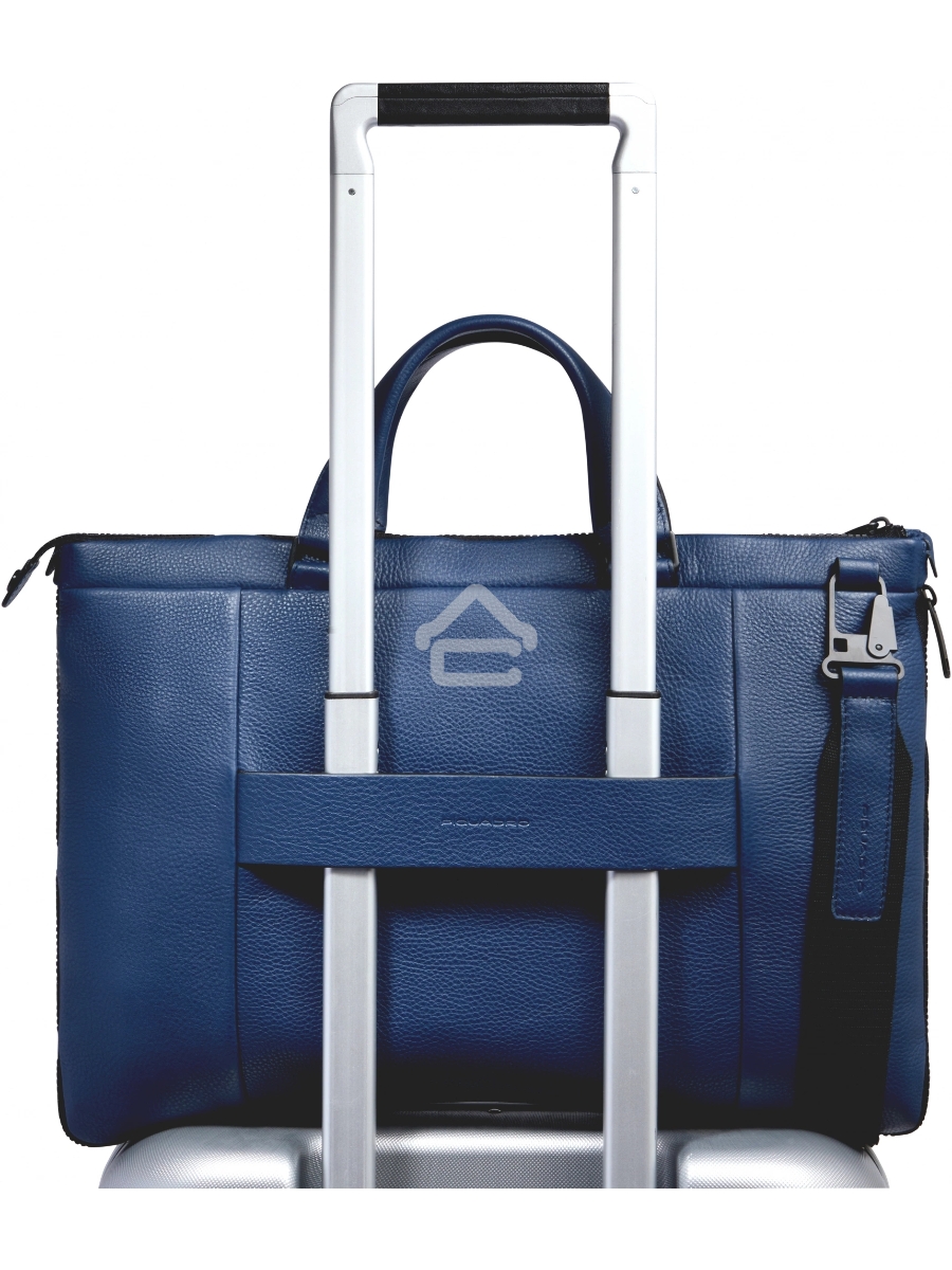 Деловая сумка Piquadro Than CA4021S135/BLU с отделением для ноутбука синий натур.кожа