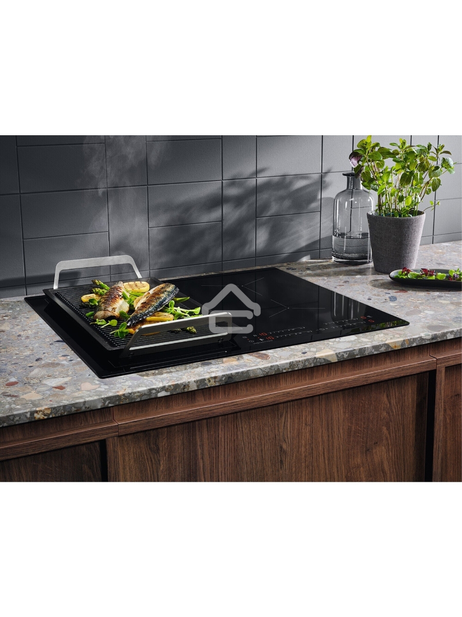 Встраиваемая  индукционная панели Electrolux CIV634 на 4 конфорки, cтеклокерамика, мощность: 7200 Вт, независимая установка, слайдерное управление,размеры (ШхГ): 59x52 см