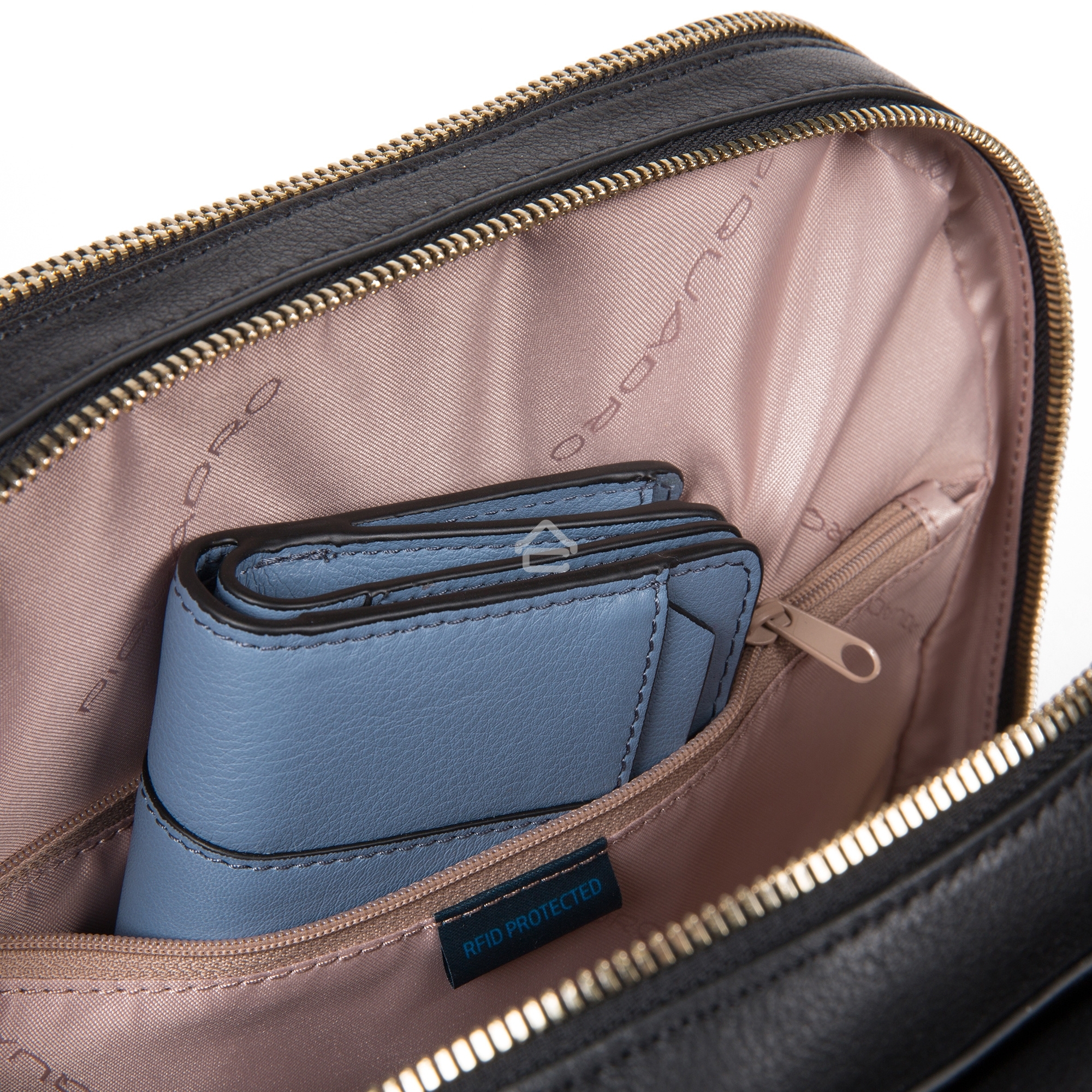 Рюкзак женский Piquadro Circle CA5566W92/N черный натур.кожа