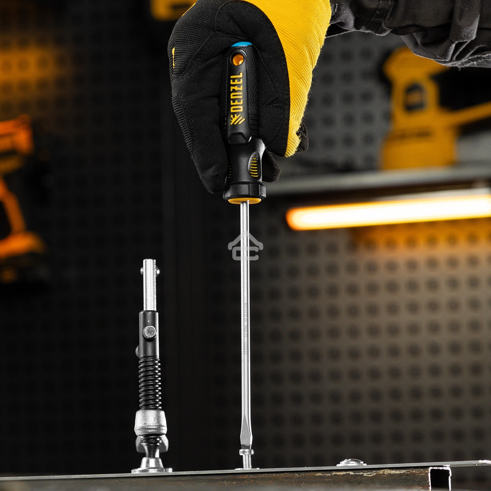 Отвертка Denzel SL5x150 мм, S2, 3к рукоятка