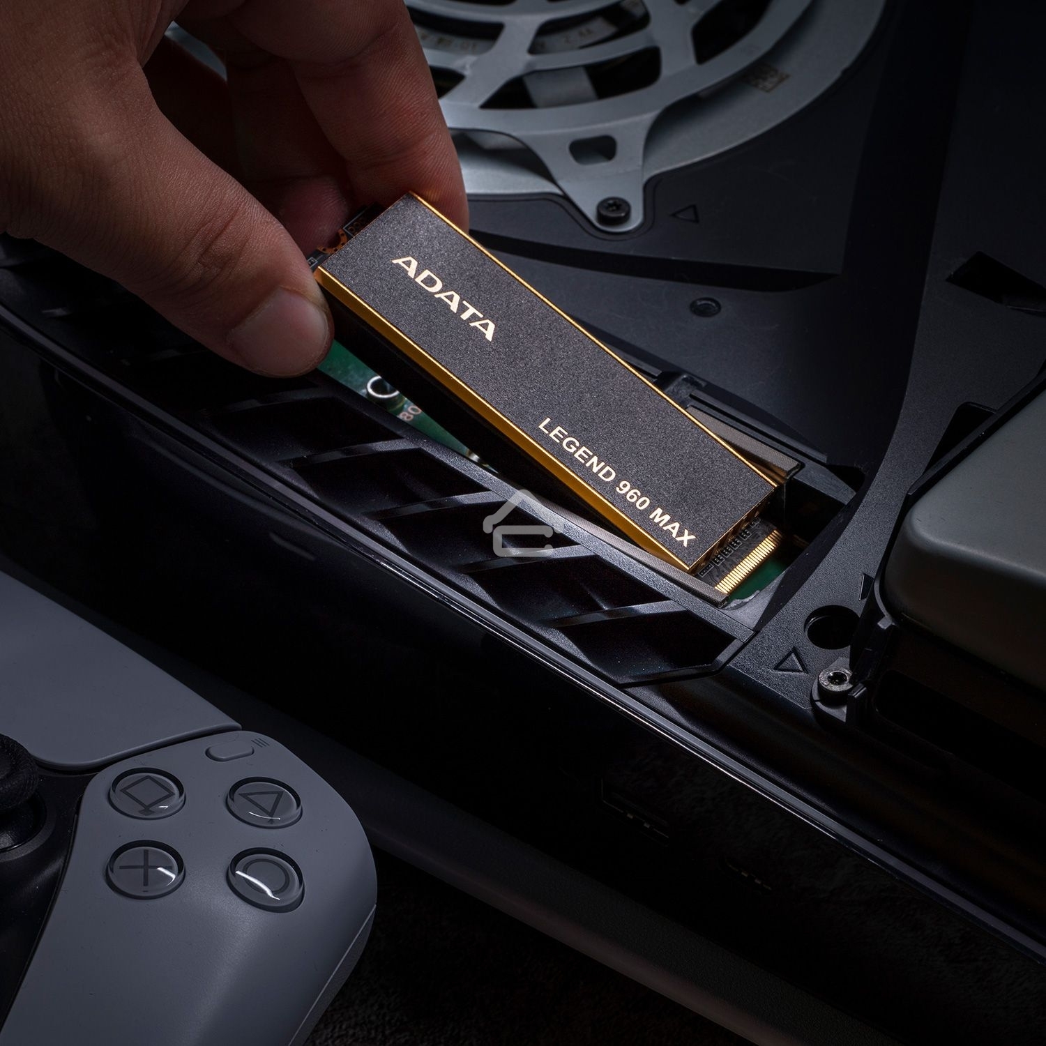 Накопитель SSD ADATA LEGEND 960 MAX, 4Tb, M.2 2280, PCIe 4.0 x4, NVMe, R/W 7400/6800, с радиатором