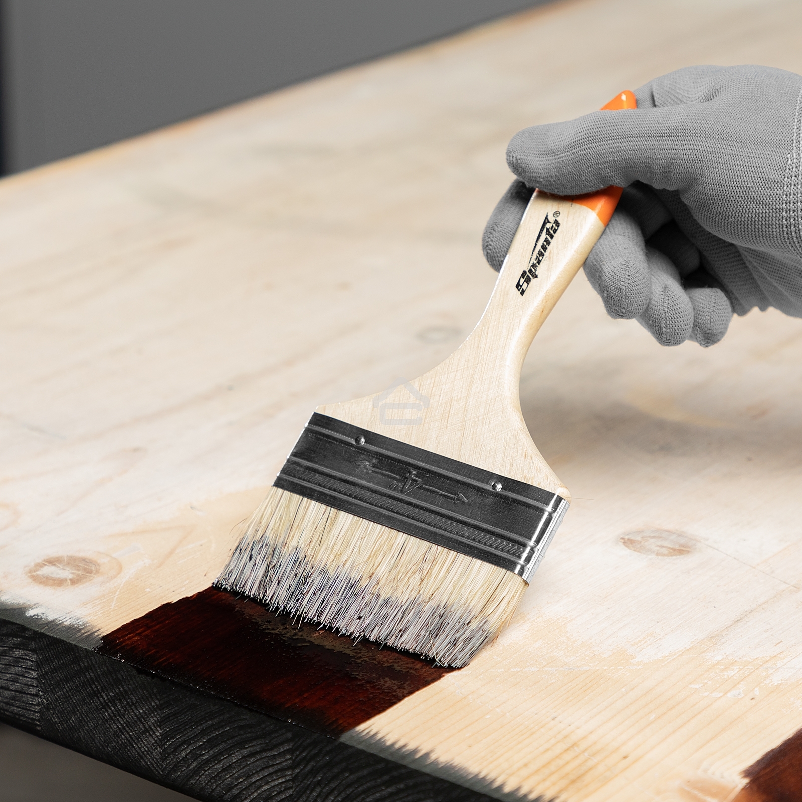 Кисть плоская Sparta 100 мм, натуральная щетина, деревянная ручка, для масляных краскок, лаков