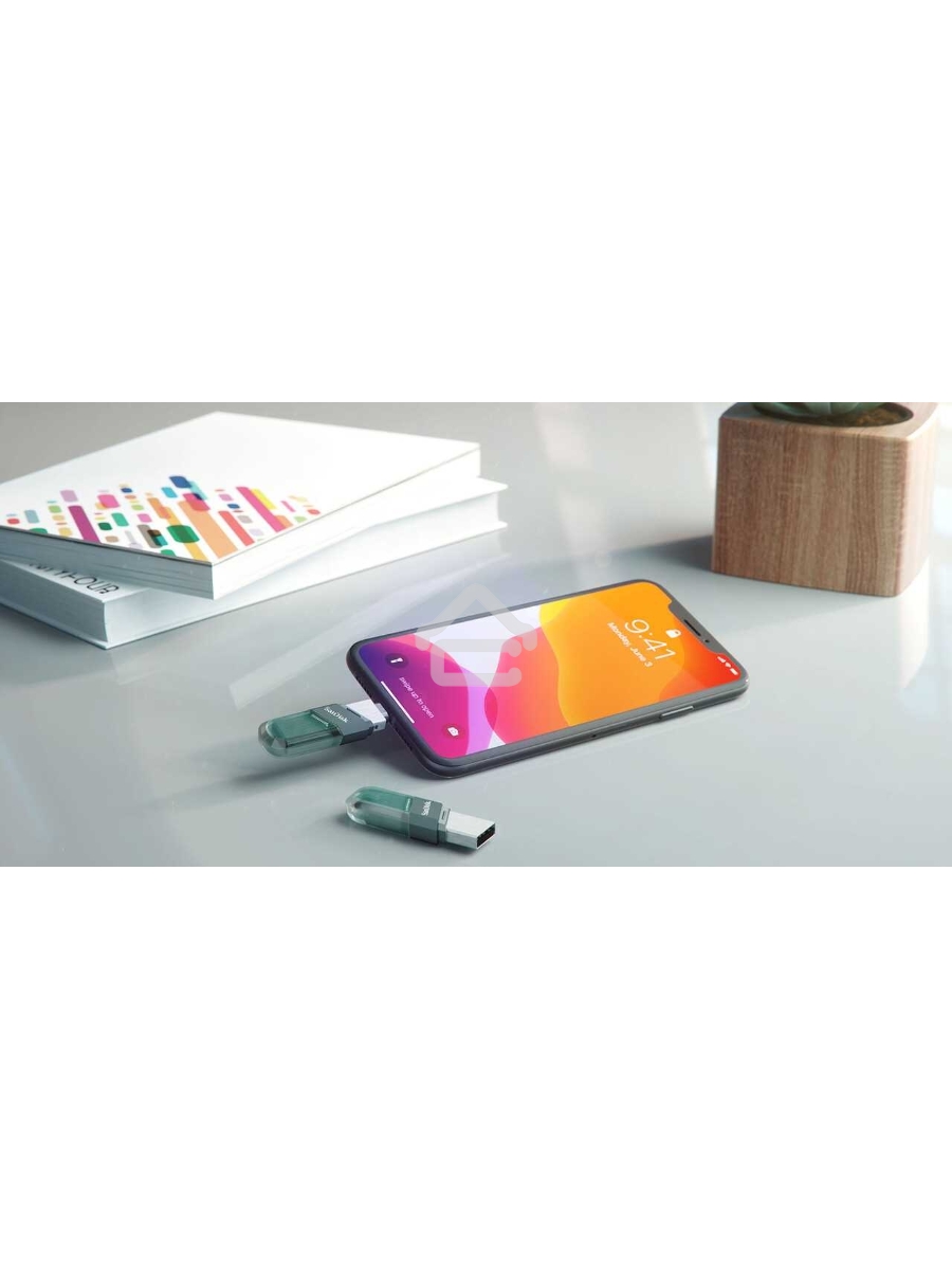 Флеш диск Sandisk 128Gb iXpand Flip SDIX90N-128G-GN6NE USB3.1 зеленый/серебристый