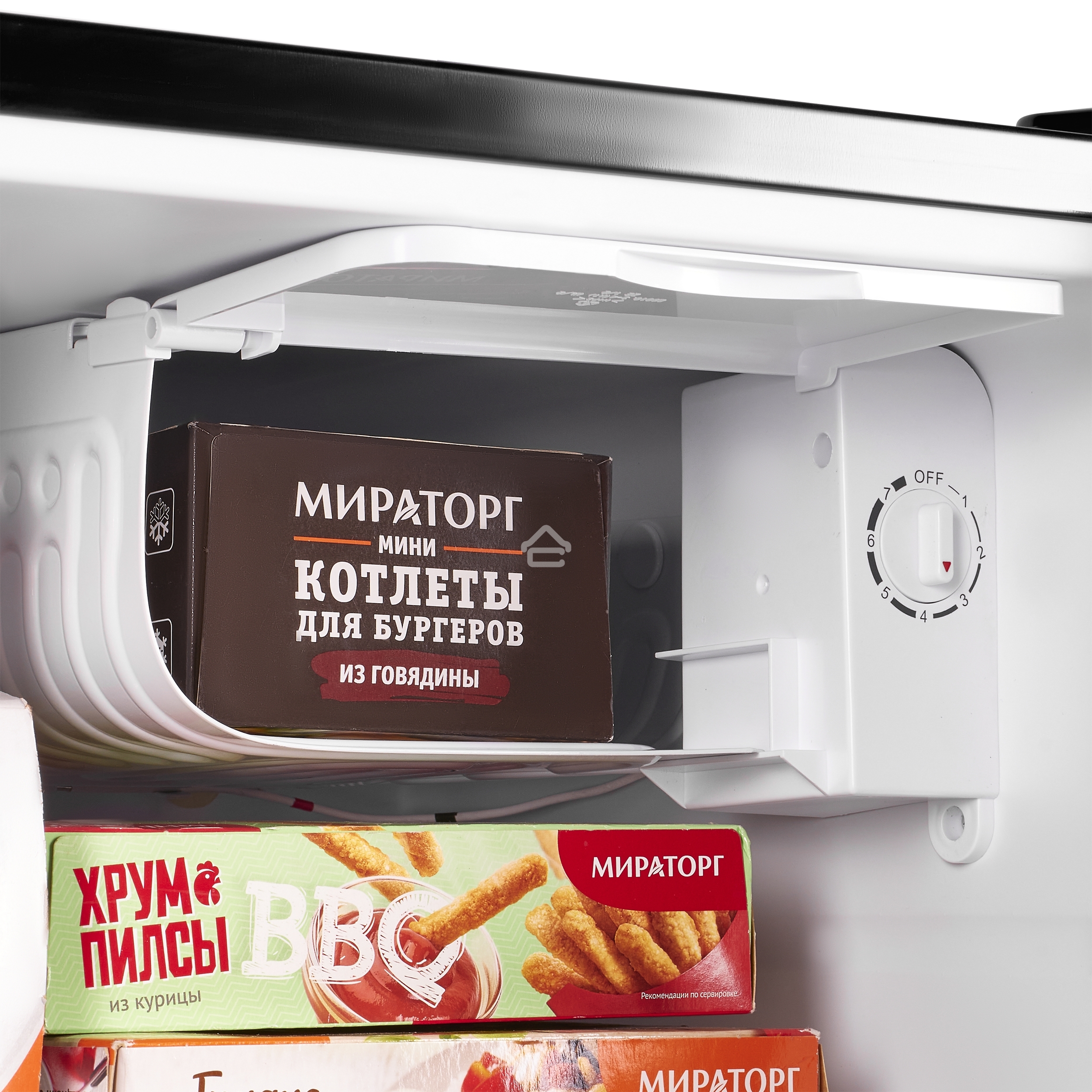 Холодильник Maunfeld MFF50RB черный однокамерный 50л, ручная разморозка