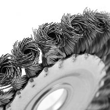 Щетка для УШМ Denzel 125 мм, плоская, крученая нержавеющая проволока 0,5 мм, посадка 22,2 мм